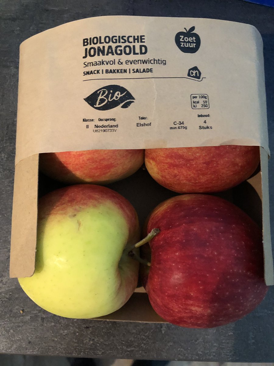 MsB_NL's tweet photo. So happy to find these in @albertheijn today #noplastic A small step but a positive one https://t.co/PK2IzL46lc