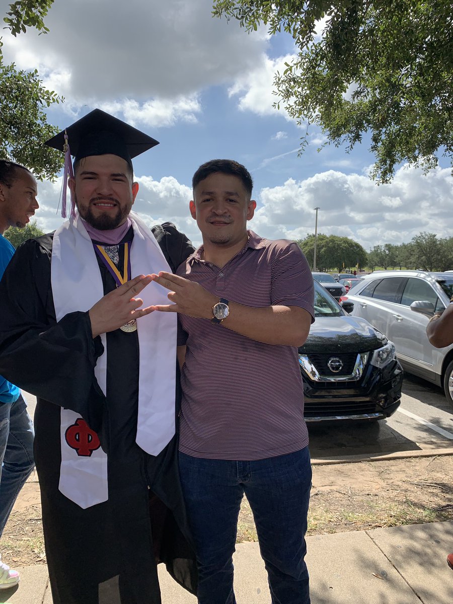 HillCityKnights's tweet image. A very special OPHIIIIIIIIIIIIII to our alumn 2 times over @ErickGarciaSp16 who graduated with his Masters in Architecture yesterday. Thank you for your tireless work for our colony, be blessed onto your journey brother! #AlphaLine #QU4D #HillCity #PVAMU