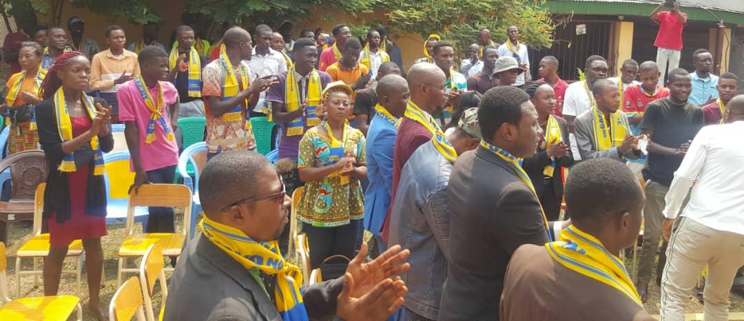 DesPprd's tweet photo. Réunion extraordinaire des membres du comité provinciale,Prés. Communaux et Prés.des Quartiers ce dimanche 11 août à la fédération de Lukunga sous la conduite du prés.Guelor Sadiki.
À l'ordre :
1. Restitution de la réunion des jeunes avec le SP ERS
2. Préparatifs des activités. https://t.co/Vl0nwxyw5K