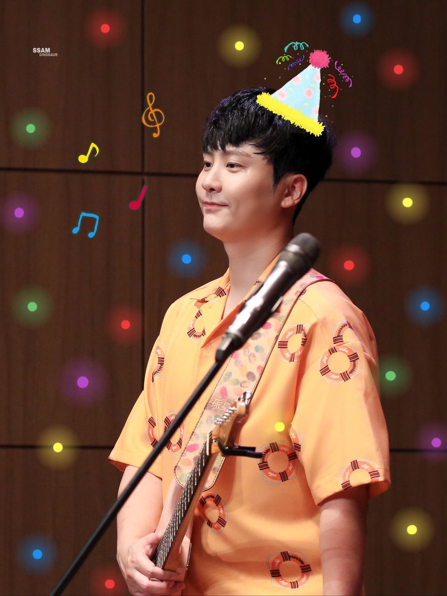 뻐어즈 기타리스트 쏜썽희!!
생일 축하해요>_<!!

#버즈 #손성희 #HappySungheeDay