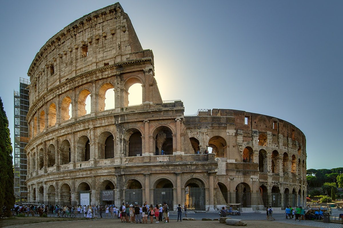 Javster_'s tweet photo. I’m so ready for my month long European getaway #PostGradVacation #Spain #Rome https://t.co/LdiQsS6QGY