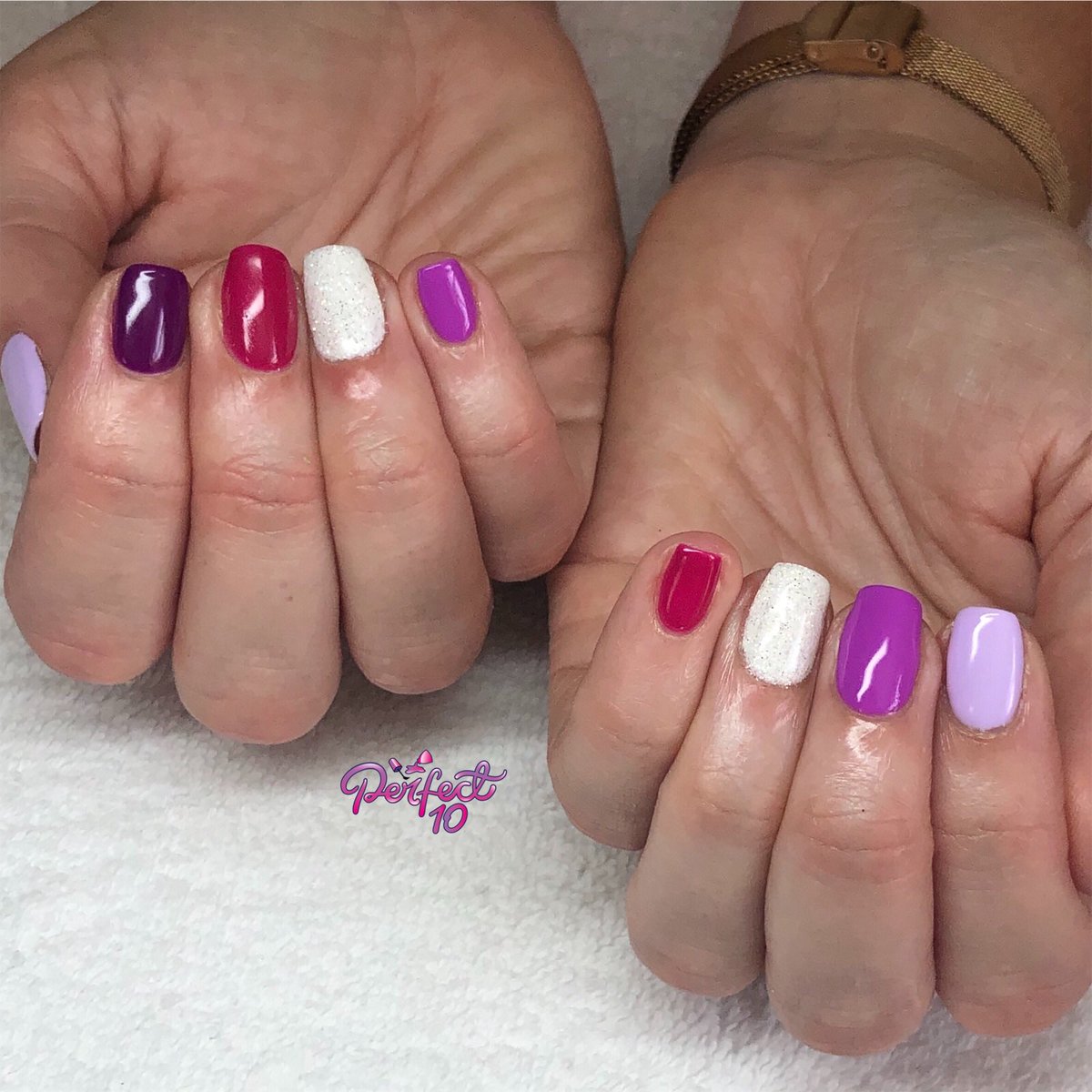 laurenperfect10's tweet photo. A lil bit of everything!
@Gelish @magpie_beauty 
Pearl’s A Singer
Bobby Dazzler
Dizzy Lizzy
Woke Up This Way
Plain Jane and Angel glitter
•
#nailappointment #nailart #nailinspo #nails #nailtech  #gelmani #gelnails #gels #instanails #nailsoftheday #freshnails #lovenails https://t.co/2zeL27uRX2