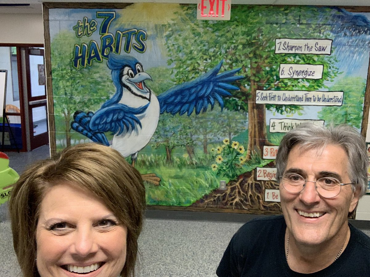 Hey Blue Jays - our friend Mr. Buck came back over the summer!!  I can’t wait for you to see the new Blue Jay mural!  You won’t miss it!
Welcome BlueJays!      *Dr McD

Sneak a Peek Monday 4-6 pm!  Your teachers and I can’t wait to see you! #ForeverBentwood #OlathePublicSchools