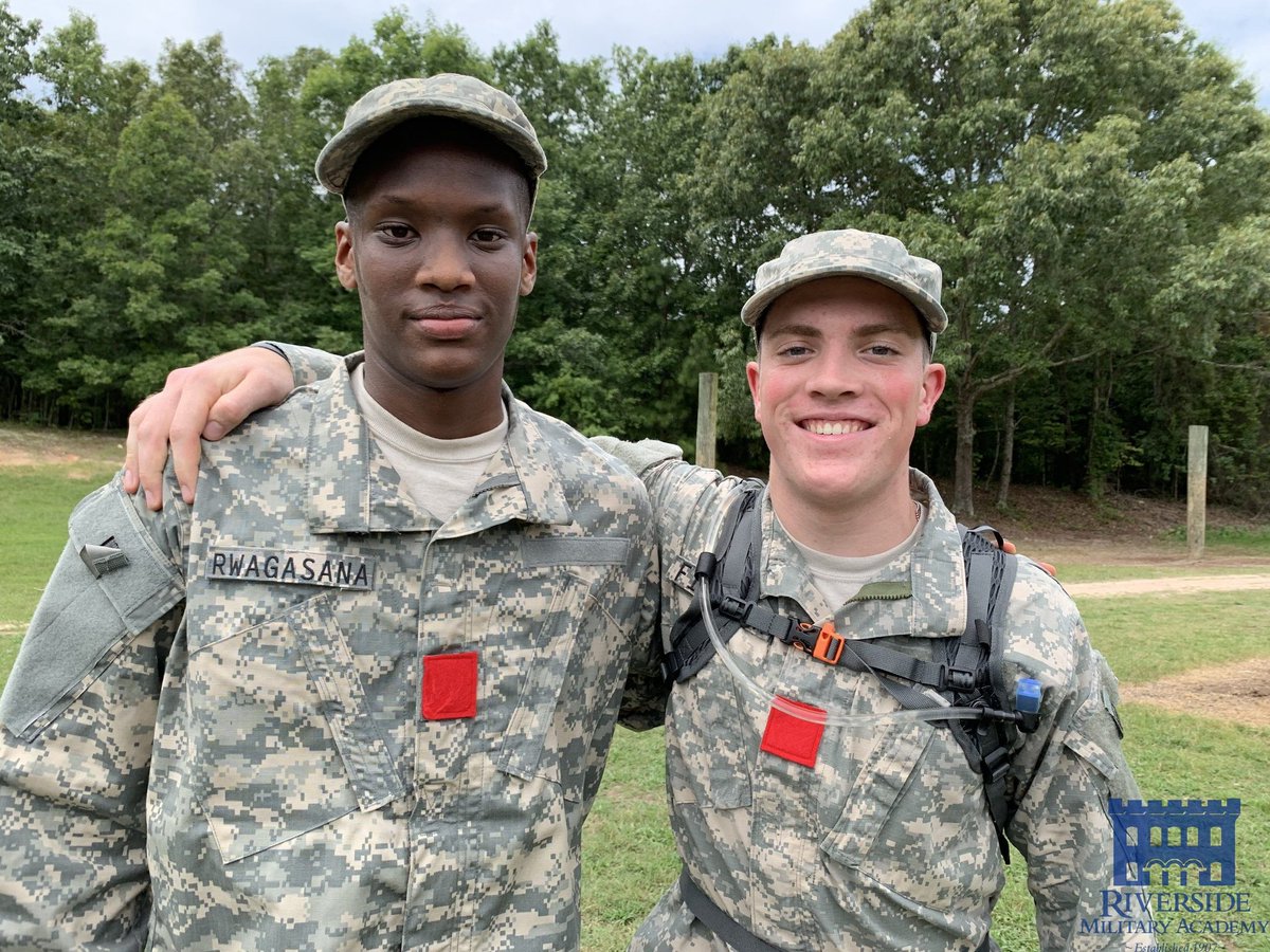 StephFiedler's tweet photo. Lee is loving life and making buddies in Delta Company!  🇺🇲 #RMAproud https://t.co/tzLF8gfzpY