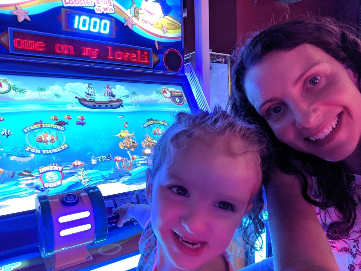lizardeag's tweet photo. Does an arcade fishing game count?!?! Bingo #6? #summerselfiebingo #NorthProud https://t.co/2aTOPOVuH2