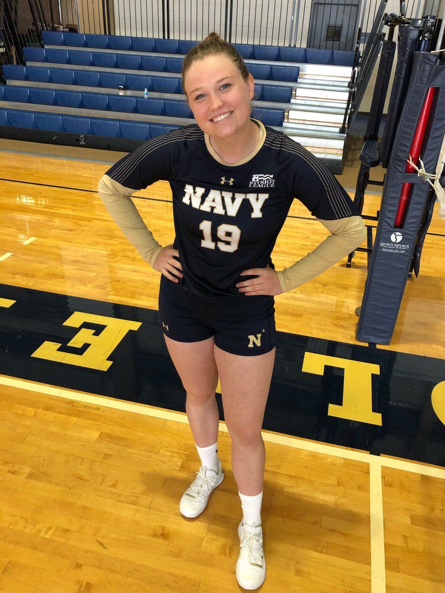 LNHSVolleyball1's tweet photo. We are so incredibly proud of our Alum Macy Winter for completing basic training and beginning her volleyball career at the US Naval Academy! Keep working hard Macy! ❤️ https://t.co/FoOh0YTLdW