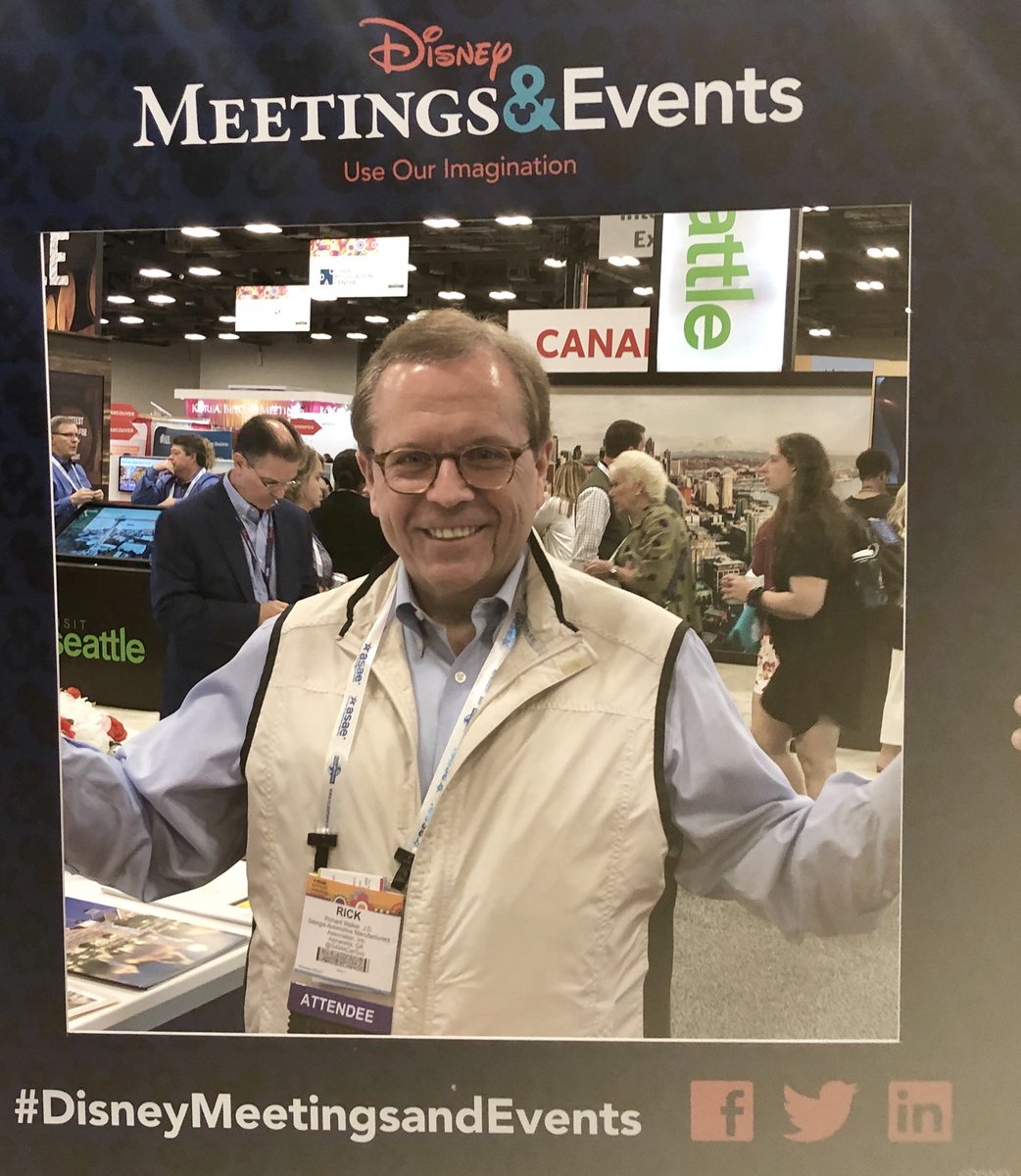 carlajoyhunt's tweet photo. Thanks for stopping by to visit! @DisneyMeeting @GAMACarGuy #disneymeetingsandevents #asae19 #meetatdisney https://t.co/HgOawAvFDR