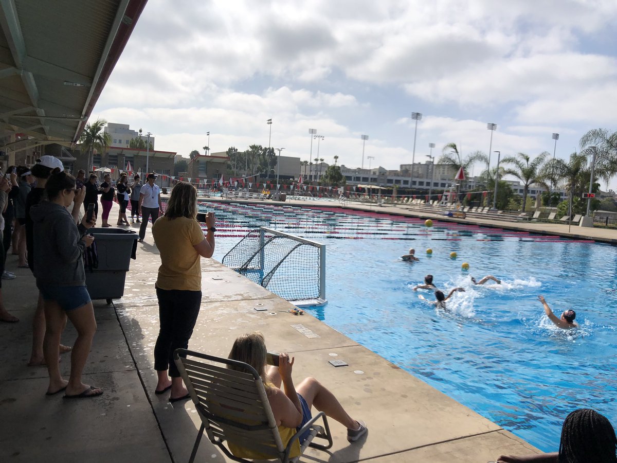 WOW_PAC's tweet photo. Great water session this morning with demos of skills and drills for goalies, 2meter/2m defenders, &amp; attackers.  Thanks @aztecwaterpolo for helping us out. https://t.co/UpeQciNB10