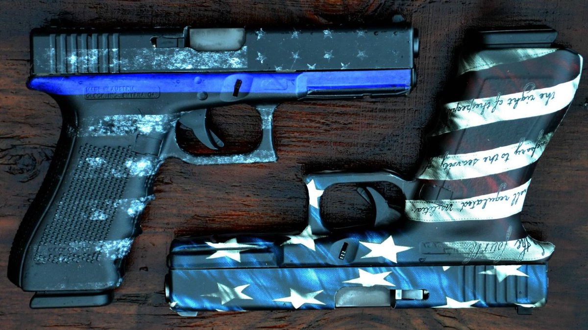 GunSkins's tweet photo. Do you like the left or the right? Reply with which patriotic design you like best! 🇺🇸#TBL #Proveil #Victory https://t.co/6Kp9ERvd1U
