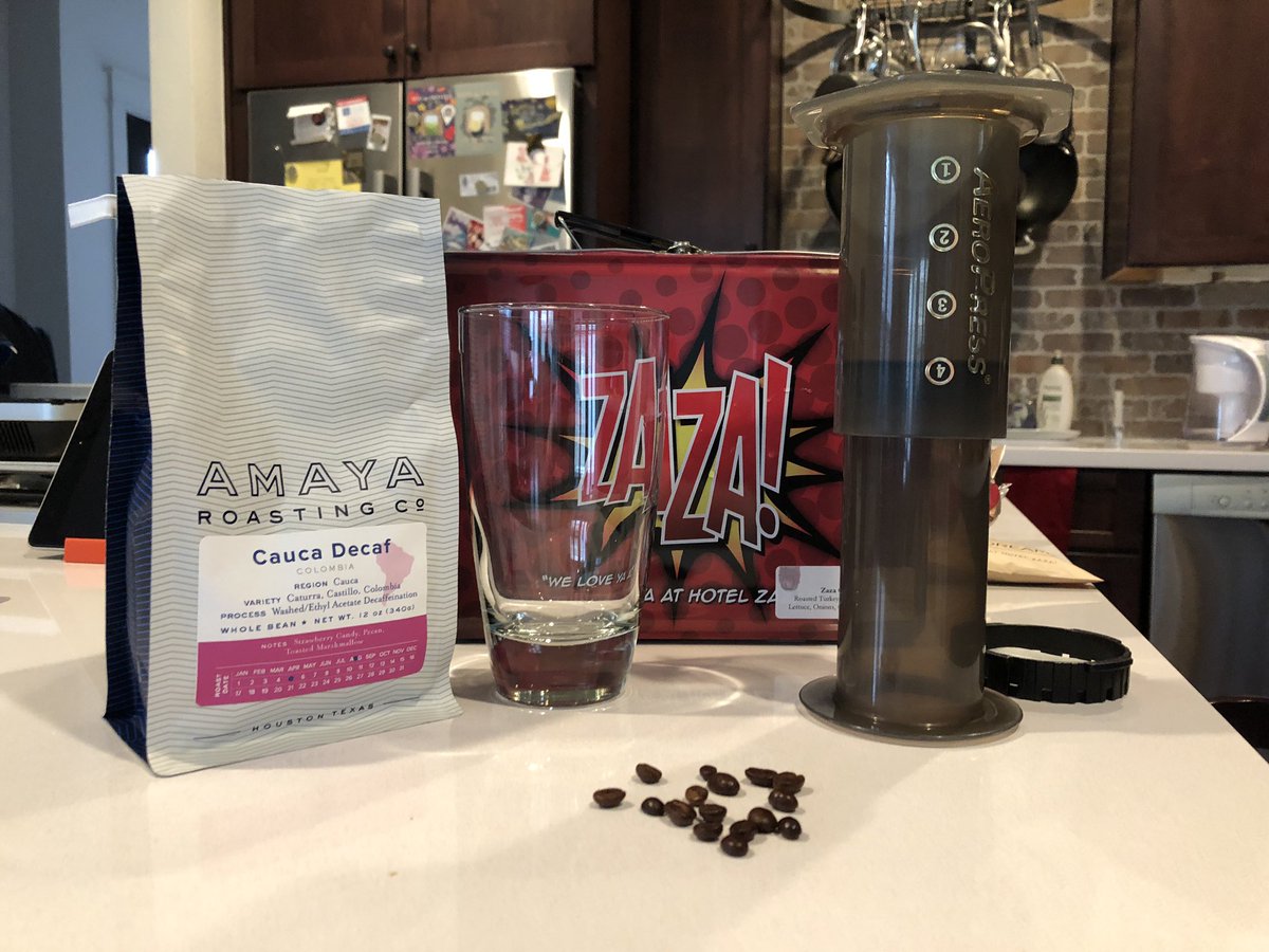 HuieLin's tweet photo. Enjoying a delicious glass of iced @AeroPressHQ #AmayaCoffee with my beautiful wife & some much needed quality time post-#CVBootCamp19 before heading in to see #ACHD patients... #CHDCare4Life https://t.co/9I7bogsf61