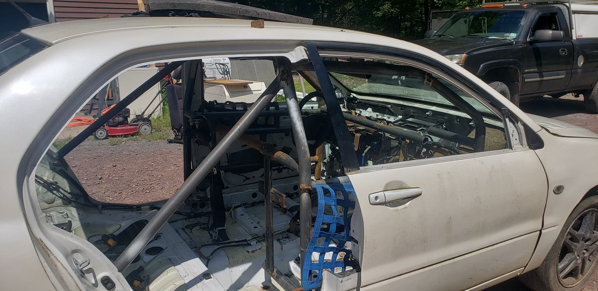 LeadLapLarry's tweet photo. Real progress before family obligations took over. #Lancer #freshbuild https://t.co/U8yVkZVdMH