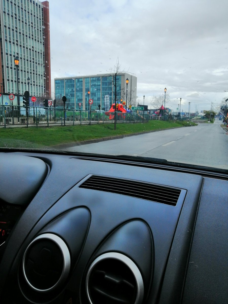 30 oriente con 4 norte parque con luces encendidas todo el día, durante semanas , será necesario las 24 hrs del día o alguien olvidó programarlas?<a href="/IMTalca/">Municipalidad Talca</a> <a href="/CGE_Clientes/">CGE Clientes</a> <a href="/tentos/">@tentos</a> <a href="/CherifTalca/">Equipo Julio Cherif</a>