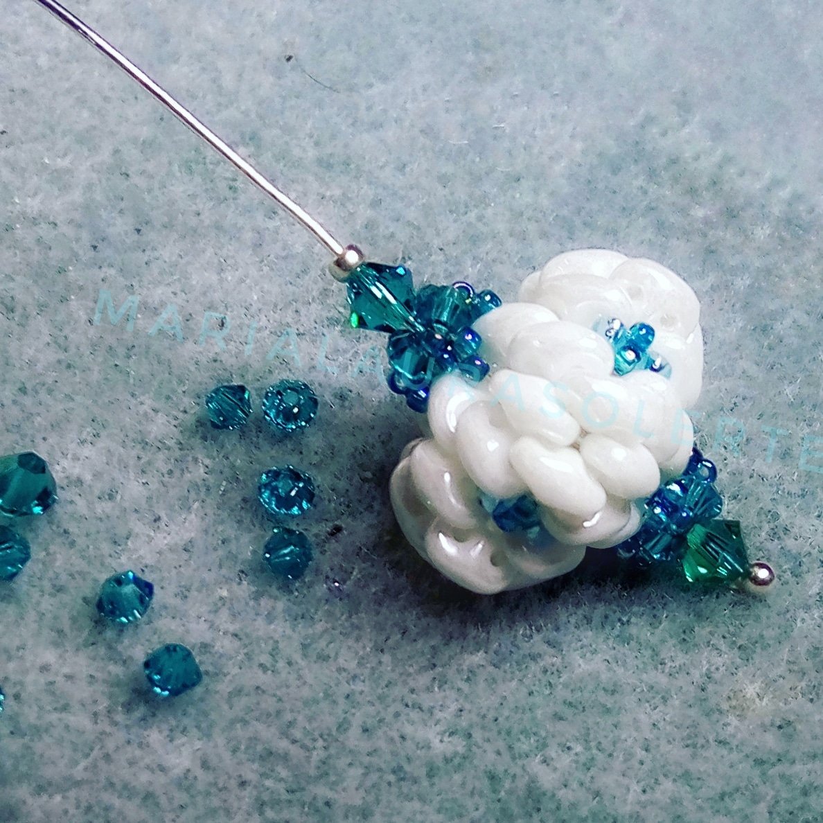 M_L_Solerte's tweet photo. #workinprogress #gioiello #project #jewels #jewel #orecchini #earrings #perla #perle #bead #beads #beadings #beadwork #cristalli #crystals #swarovski #perline #superduo #Miyuki #seedbeads #forma #MariaLauraSolerte #shape #artofjewellery #handmade #summer #estate #milano #varese https://t.co/5t8M1UTuPh