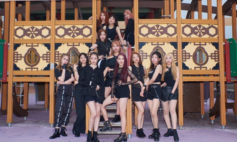 kmusicdiscovery's tweet photo. # DMZA (pre-debut) https://t.co/YqgI9pG3NP