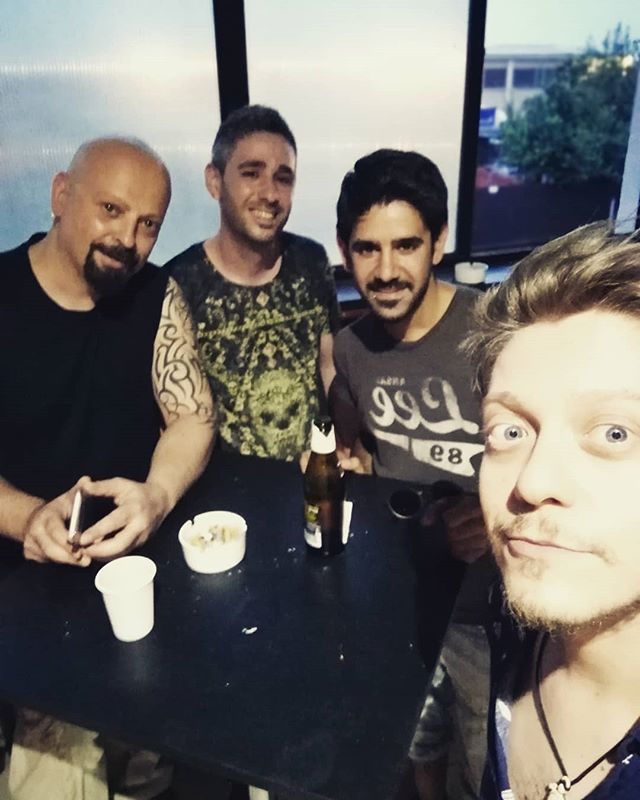 KaramaRock's tweet photo. È dopo che il sole è tramontato che inizia la sera. Il nostro momento preferito, quello dei sogni.
.
.
.
#ikaramarock #instarock #stayrock #alienstyle #band #indierock #igersmusic #igerstorino #powertrio #concerti #concertitorino #dreams #nuovenote #nuov… https://t.co/TDCHJnWVwZ https://t.co/CcGoDqM6ct
