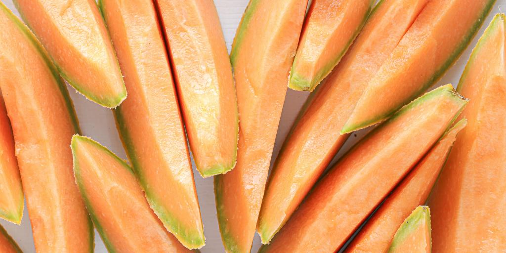 NaturedMarket's tweet photo. Cantaloupe, Cantaloupe, Cantaloupe.  This summer's organic cantaloupe from our friends at Riverland Farm in Sunderland, MA has been a blessing. CRAZY flavor! 

🍈 Tag a friend you'd devour local cantaloupe after cantaloupe with. Next step: get that local cantaloupe — link in bio https://t.co/koTawuKTl7
