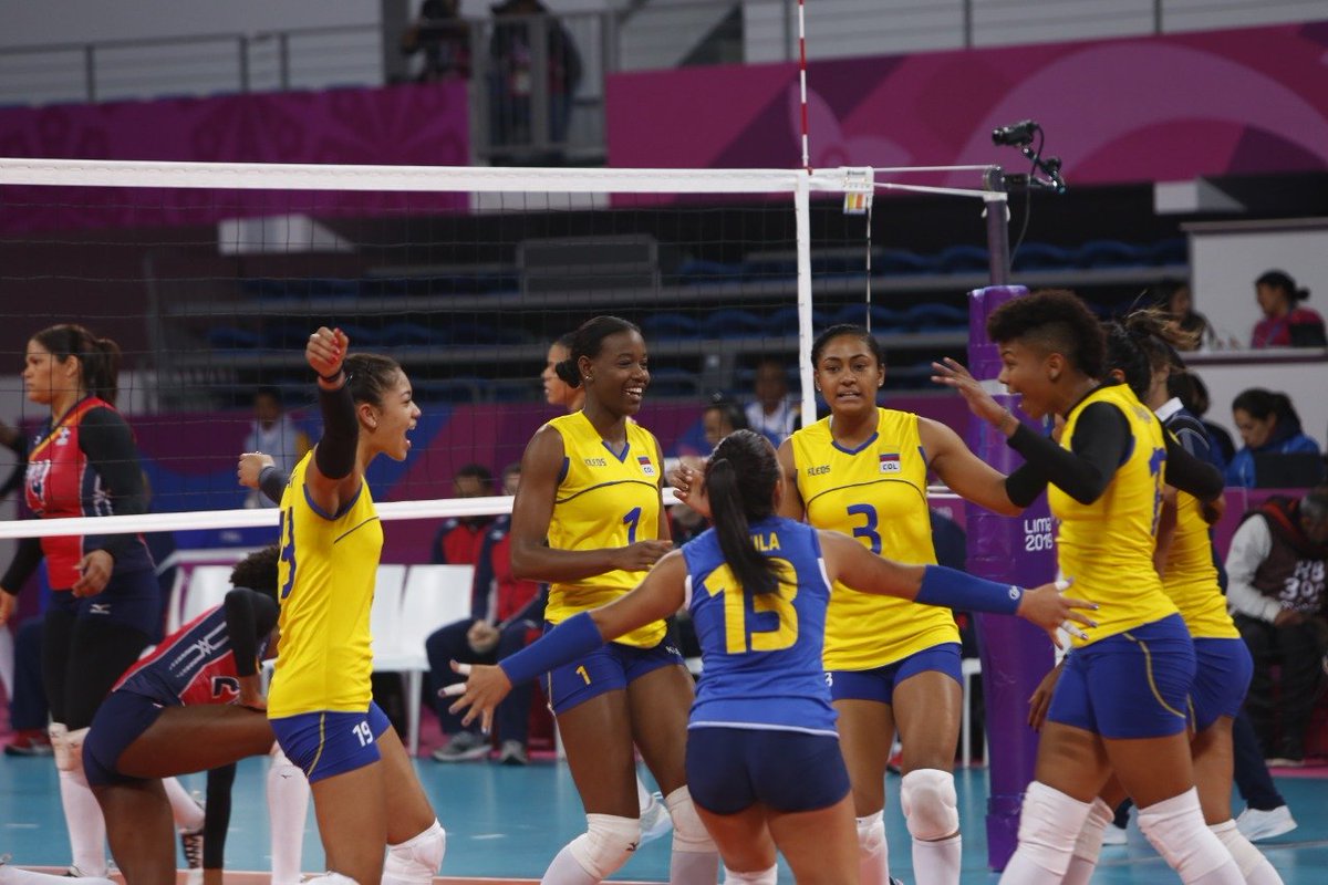 SenalDeportes's tweet photo. #ATENCIÓN Plata🥈 para Colombia🇨🇴 en voleibol femenino de los #PanamericanosXSeñal 

Nuestras guerreras cayeron en la final 3-1 ante República Dominicana y cierran una histórica participación en #Lima2019 

Felicidades a nuestras deportistas❤️ Gigantesco esfuerzo hasta el final👏 https://t.co/DFGJh7WRJn