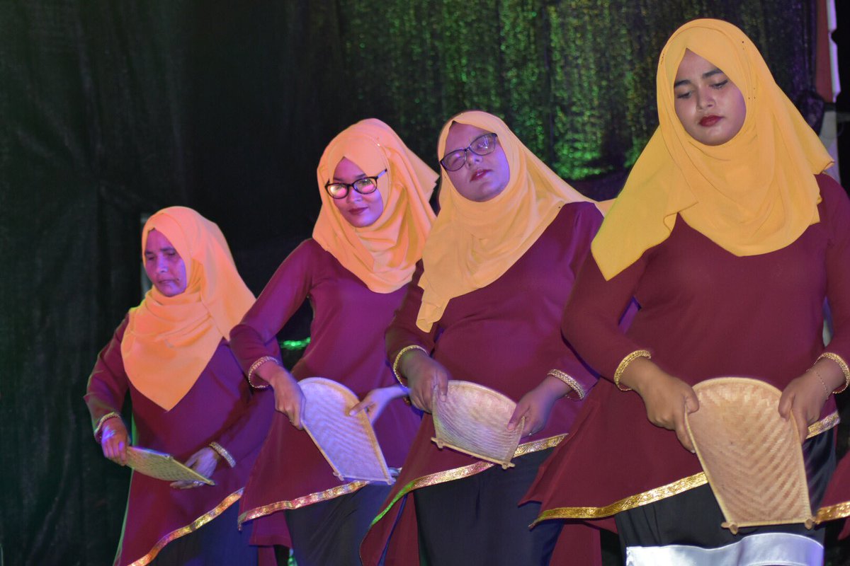 HomeMinistrymv's tweet photo. ޅ.ހިންނަވަރު ޢީދު ކުޅިވަރު. ސްޓޭޖް ހަރަކާތްތައް.
"ގަނޑިޔަ ބޮޑު ޢީދު 1440 “ https://t.co/w764rDlpPY