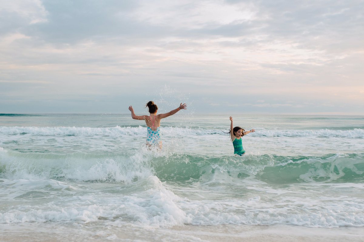 strongispretty's tweet photo. #StrongTip: Don’t be afraid to jump in and make a splash! ⚡️#IAmStrongIsTheNewPretty https://t.co/6vzYOrjfs2
