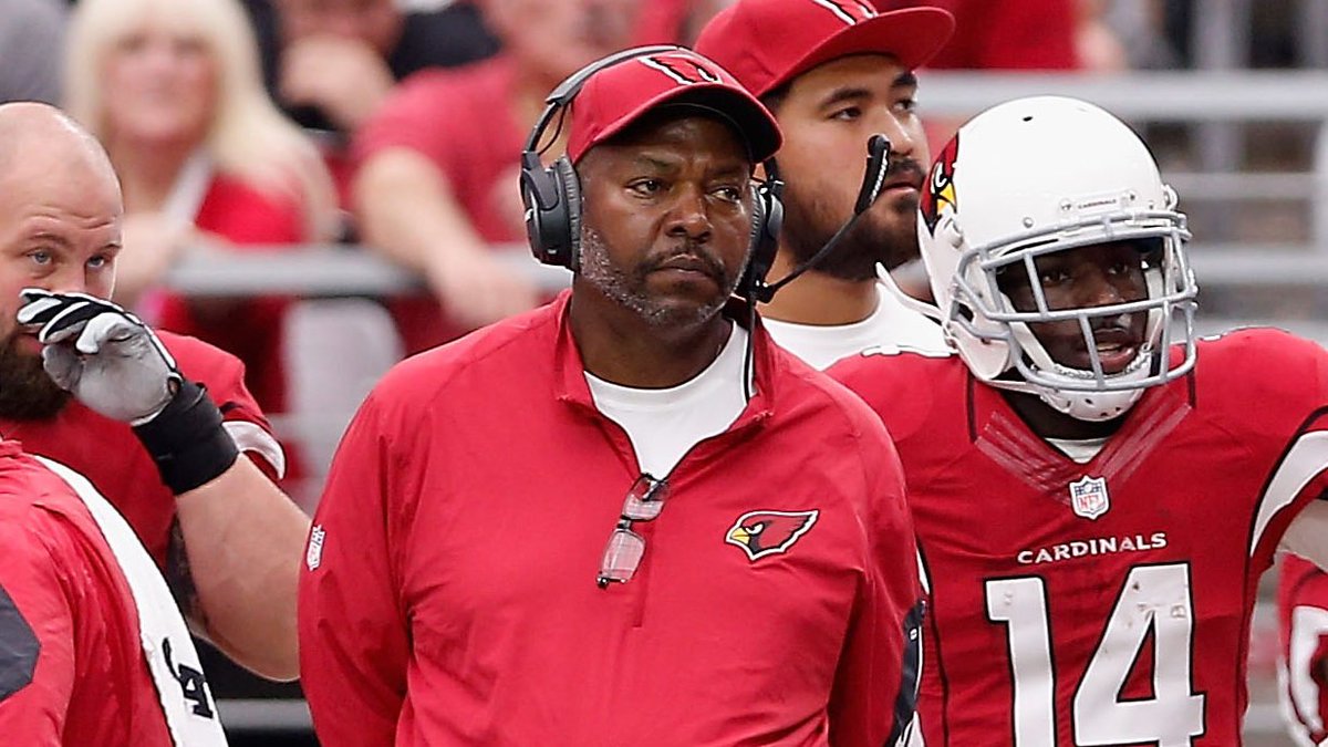 WSBTVsports's tweet photo. NFL wide receiver coach Darryl Drake, who used to coach at UGA, died today at age of 62: https://t.co/0nAnK61lLo https://t.co/5IhRduKZRZ