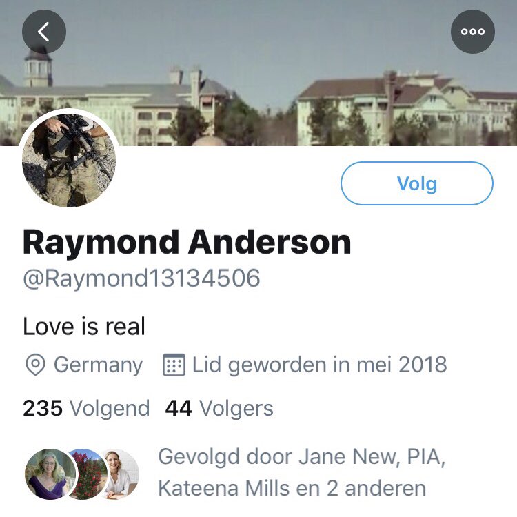 Scamalert22's tweet photo. Just a few #fakeprofiles #RaiseAwareness Do not sent money to or receive packages from these accounts! https://t.co/IbEuonNdje