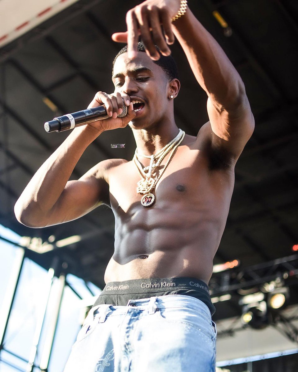 LinkonicVisuals's tweet photo. AFRAM Festival 2019. https://t.co/Lo6fhLXy1r