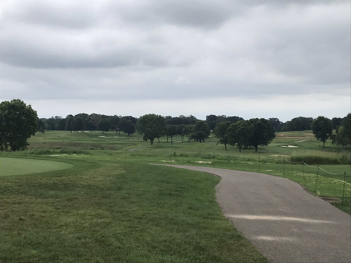 marlobrew7's tweet photo. Looping has privileges out here. https://t.co/3YM41cOEeo