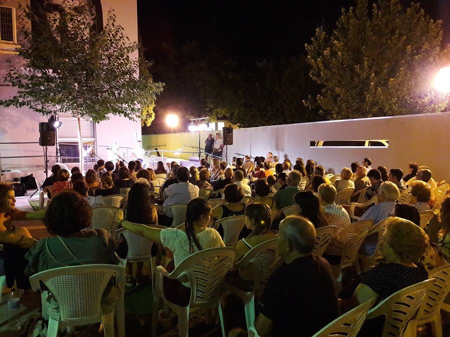 ManchaToledana's tweet photo. La biblioteca quintanareña vuelve a ser sede del evento multidisciplinar “Micro Abierto”
@aytoquintanar
#QuintanardelaOrden
#Microabierto
#BibliotecaMunicipalLeerySoñar https://t.co/SmCg4BOLCv https://t.co/ditrHtmUkm