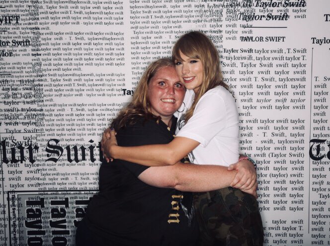 HeyyHeather's tweet photo. I remember it ALL TOO WELL!!! I’ll never forget getting that DM from @taylornation13 and meeting @taylorswift13 a year ago. How I was at work when I got the DM and I cried in the bathroom. How she is amazing and so sweet. 😊🥺💕 #RepTourLouisville #TaylorSwiftIsAdoredParty https://t.co/MbiXJ3TXTy