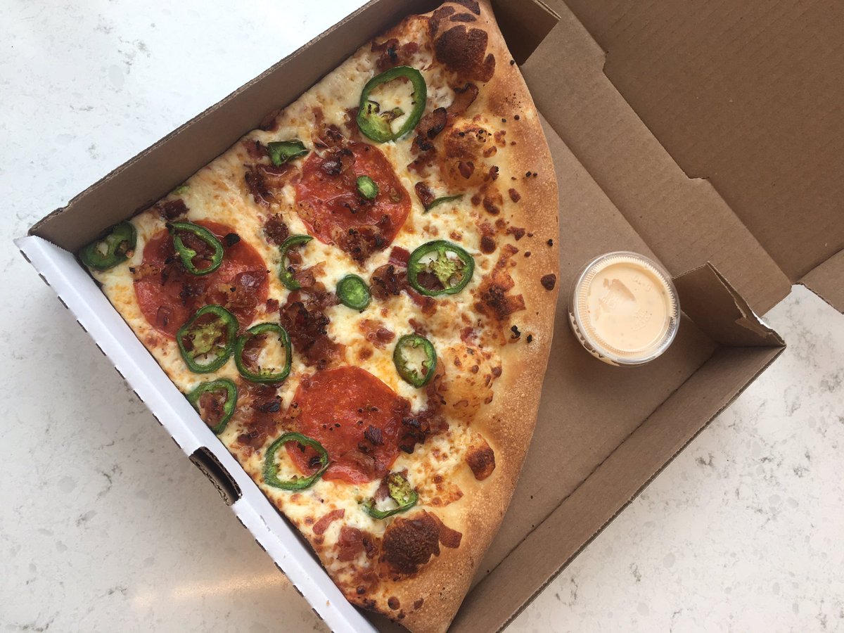 LHPizzaCapitol's tweet photo. Does Sunday make you want to camp out on the couch? We feel that. Let us deliver your favorite pizza and fries to you.
#lhpizzacapitol #lhpizza #omahapizza #delivery #9inchslice #omahapizzadelivery #pizzadelivery #customslice #thecapitoldistrict #lazysunday #lhpizzapacific https://t.co/xMhf7dujzj