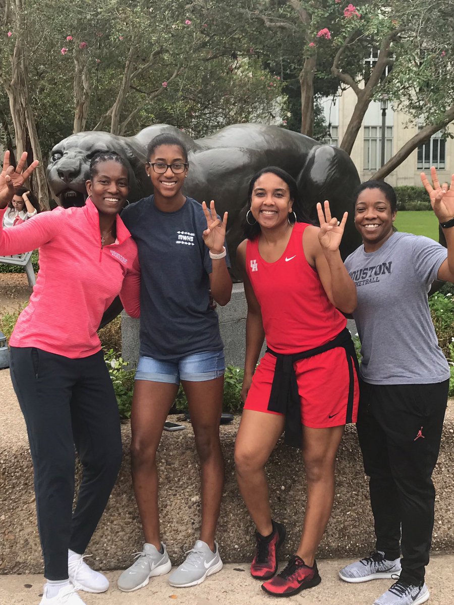 MWHS_GBB's tweet photo. Our very own @KamJones02 has officially committed to the University of Houston @UHCougarWBB!!! Way to go Kam! UofH is getting an all star stud who has barely scratched the surface of her potential. @MagnoliaISD @westmustangs @DrKing_MWHS @UHCoachTai Everyone go congratulate her! https://t.co/1MhNelqJOL