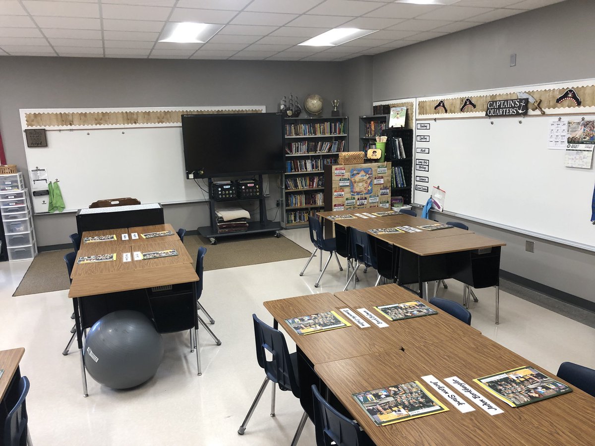 MrsHuberPCSD32's tweet photo. My new “home” is just about ready to welcome my new school family of kiddos. I’m thrilled to be a part of #pesd32 and looking forward to great year at #pcsd32. #piratepride #WeAreD32 https://t.co/OdxM1FQton