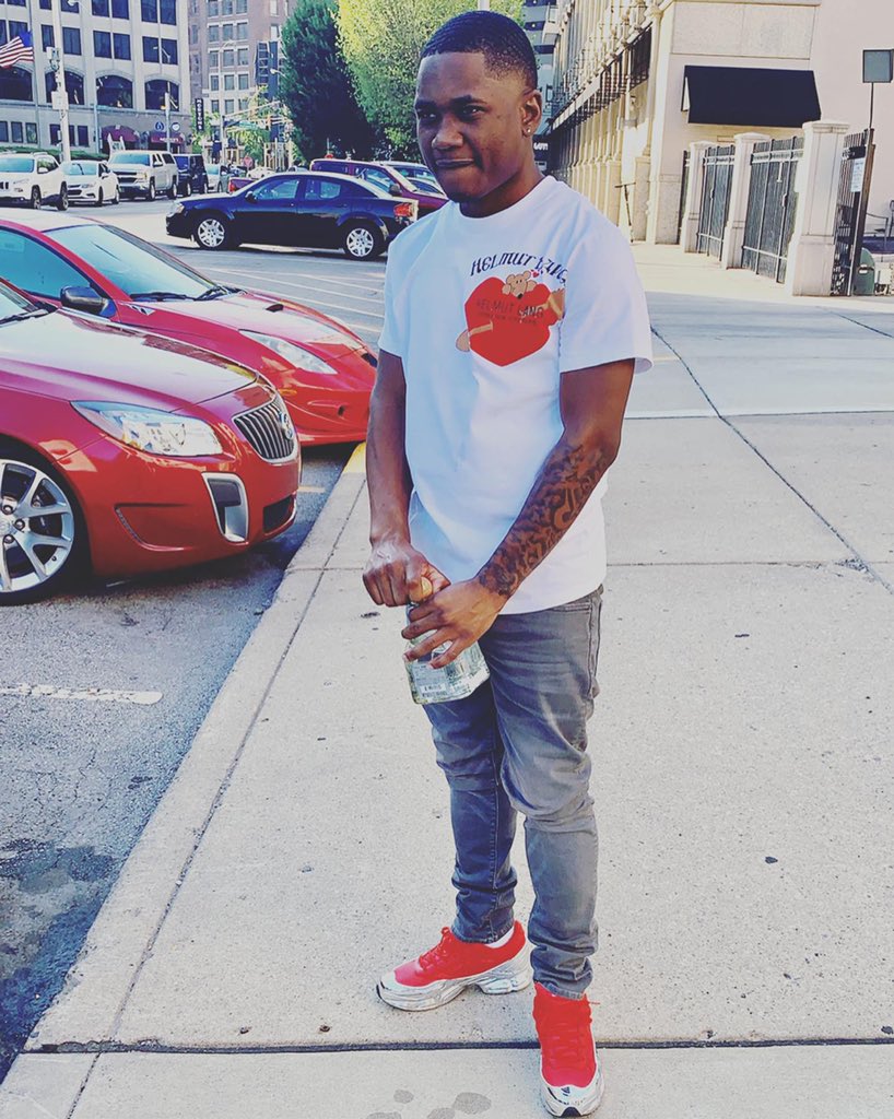 __Mackk's tweet photo. 🤧💧 https://t.co/SJ4EmmPeRx