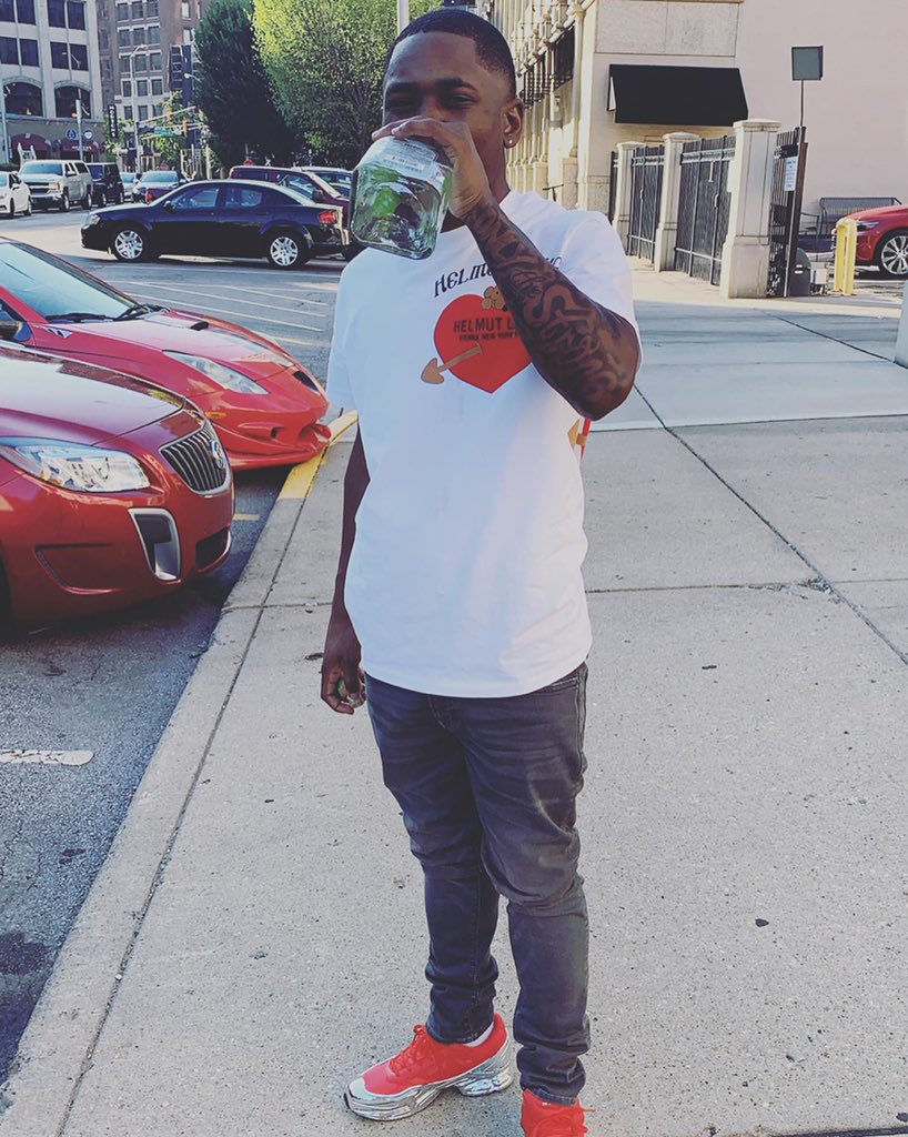 __Mackk's tweet photo. 🤧💧 https://t.co/SJ4EmmPeRx