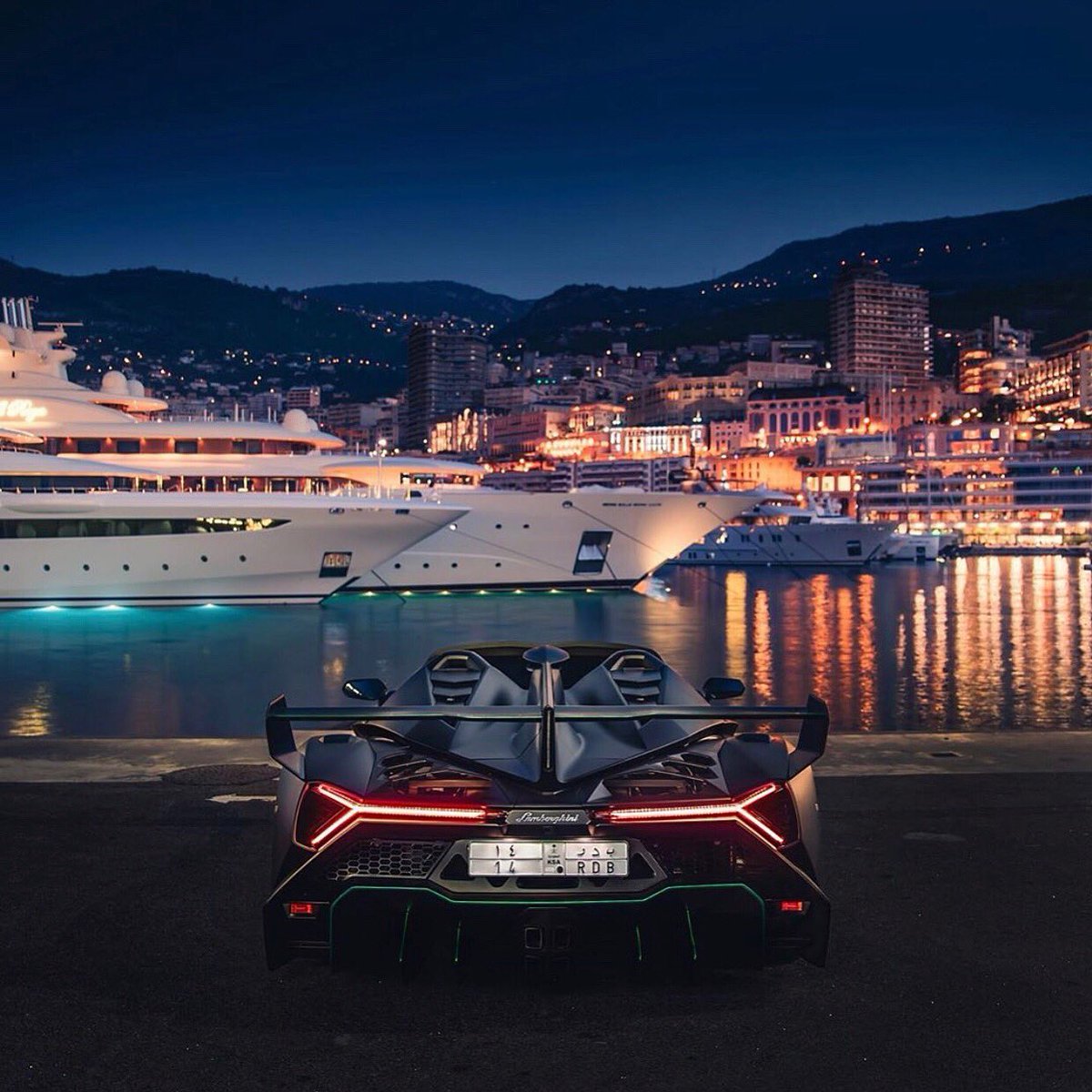 Supercarsoflondon tweet media