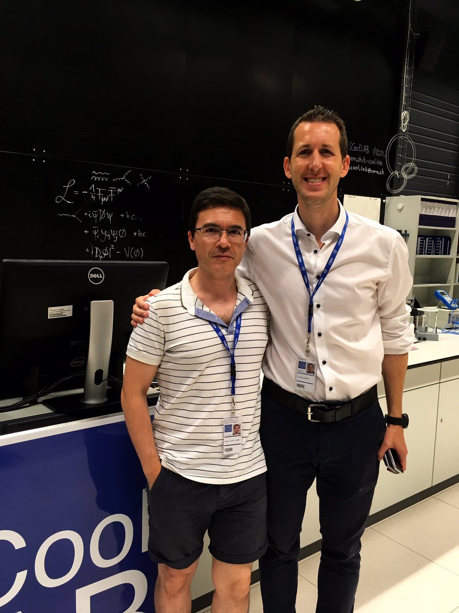 moisescaeiro's tweet image. Stunning hands-on LAB on Particle Physics by CERN #ScoolLAB 🤩 at CERN ITW 2019 International Teacher Weeks Programme (CERN Geneva, Switzerland). #ITW2019 @CERN. Thanks to Julia Woithe @JuliaWoithe , Jeff Wiener @jeff_active , Anja Kranjc @KranjcAnja and many others.