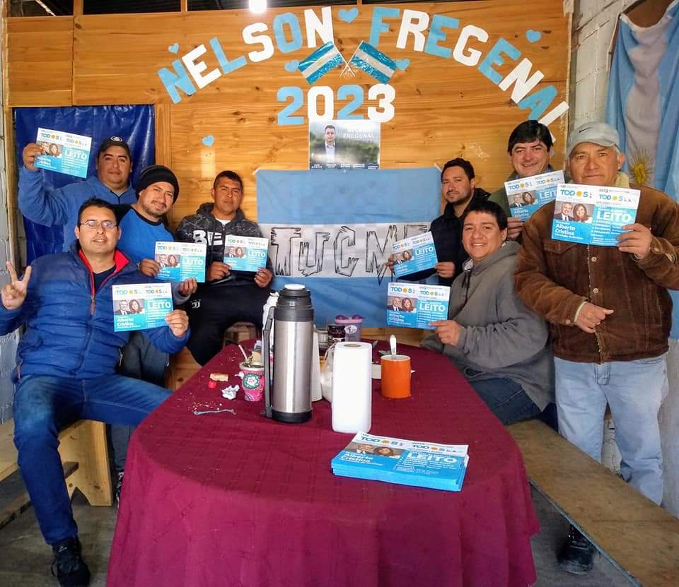 ReginoRacedo's tweet photo. En Santa Ana y en La Cocha los compañeros de #TUCMA y #CorrientePopular militando los votos del @FrenteDeTodos.
El NOA va con Alberto y Cristina !!!! https://t.co/zPBoV0pjvz