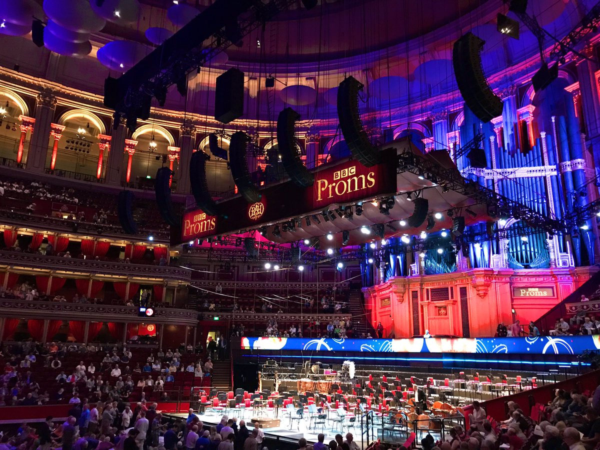FreshNotations's tweet photo. Delighted to be here to review this evening’s @BBCSO Prom. Looking forward to hearing Semyon Bychkov conduct some Glanert, Schubert and Mahler! #BBCProms  #classicalmusic #freshnotations https://t.co/exLnU62HRL