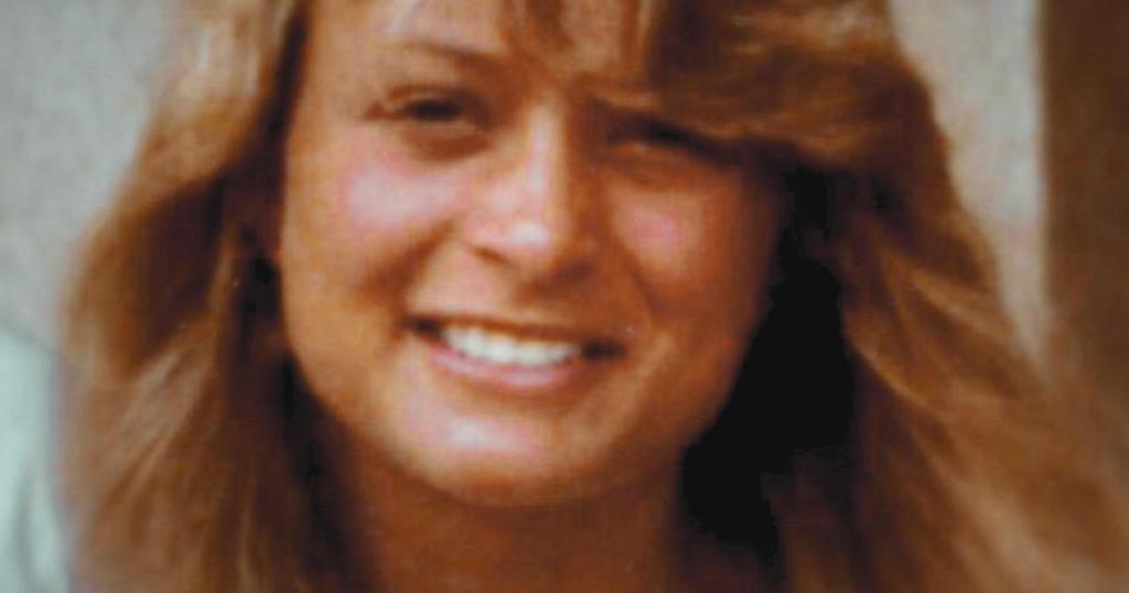 WATCH: Producer <a href="/OConnellCBS/">Chris O'Connell</a> describes how he and the #48Hours team uncovered the story of Carolyn Abel’s murder, after discovering a rarely-used law in a previous story. cbsn.ws/2YXfGdQ