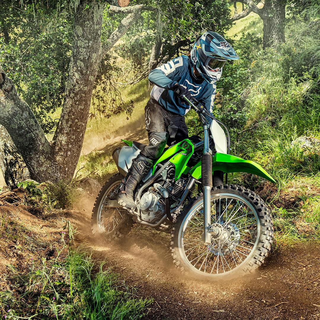 KawasakiUSA's tweet photo. Eat. Sleep. Ride. Repeat. #GetOutAndPlay on the all-new KLX230R trail bike. #KLX https://t.co/DNdh15o4jL