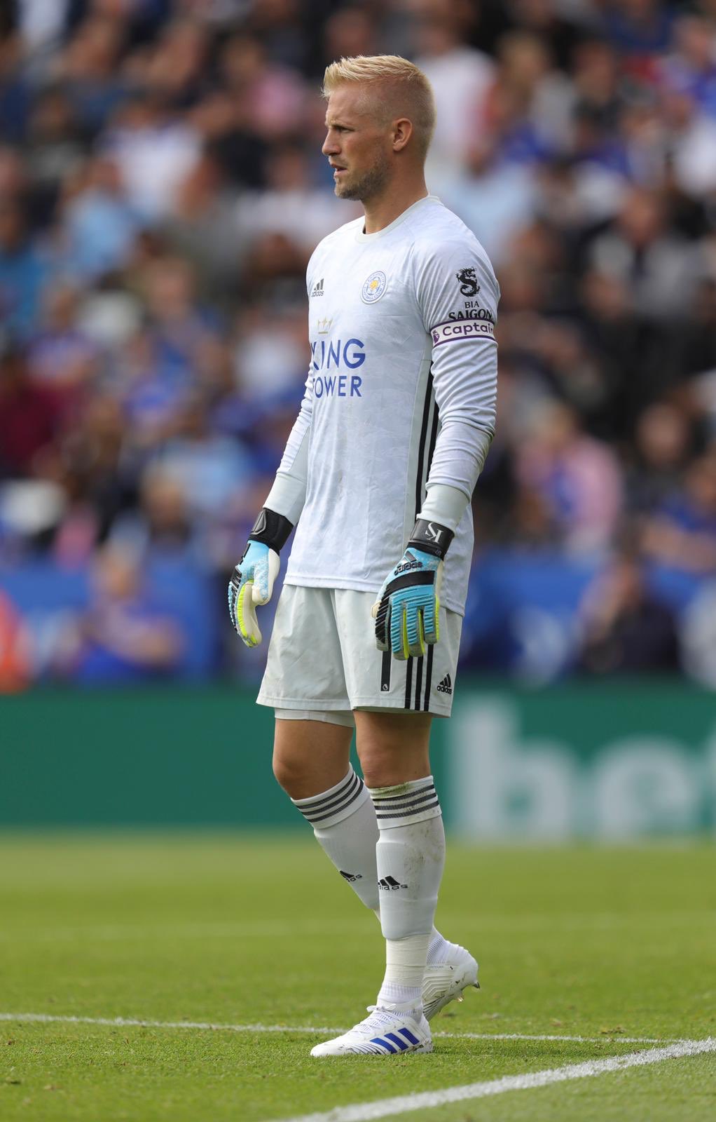 Kasper schmeichel boots cheap