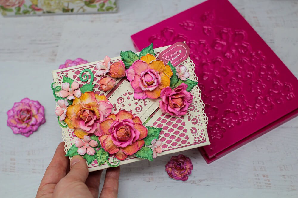 HCemmalou's tweet photo. Such a gorgeous card, I just had to share. Look at those beautiful tones in those roses. Do you do yours in different shades? #heartfeltcreations #papercrafts #cardmaking #flowershaping #cards #handmadecards #handmade #handmaderoses #handmadeflowers https://t.co/tsfwMIPQL3