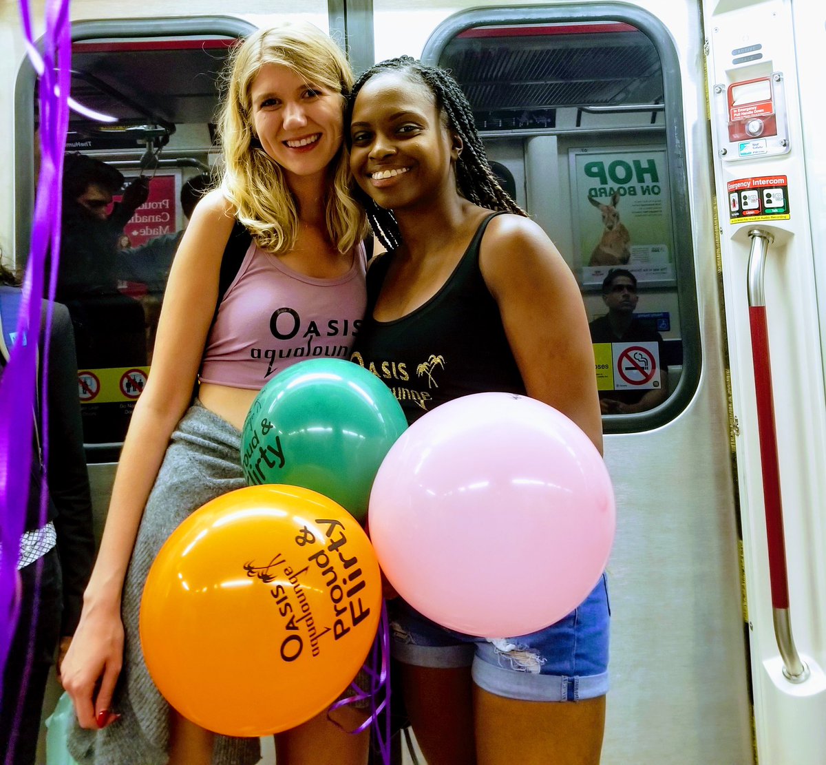 aquaflirts's tweet photo. The #OasisAquaflirts had a blast at the #TasteofDanforth festival this year! Here are some super cute shots!✨
Join us at the next #TorontoEvent we attend for some 50% off Oasis Admission passes!💙 https://t.co/mxnnvzH6e3