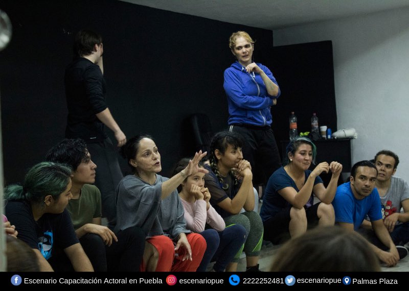 La maestra <a href="/_lauracortes/">Laura Cortes</a> y la Reina de la Comedia Musical <a href="/lolacortesreal/">Lola Cortés</a> te invitan al diplomado de comedia musical con montaje final de Vaselina.
¡Aún puedes inscribirte!
#Teatro #Obra #Musical #Vaselina #ComediaMusical #Actuacion #Cantantes #Puebla #Escenario