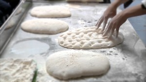 OriginalPinsa's tweet photo. It's all about the dough! Once you establish the foundation of your creation, AKA the dough, anything will taste delicious on it! Bake it at home and impress your guests with our delicious par-bakes! #Yum #ParBakes #Pinsa #TheOriginalPinsaria https://t.co/Y4rVyaznHn