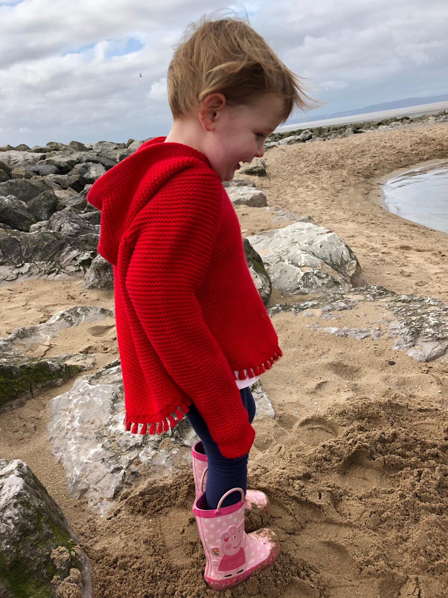 LisaHowarth18's tweet image. I’m not sure that this is what she expected when we went crabbing 🤣🤣🤣