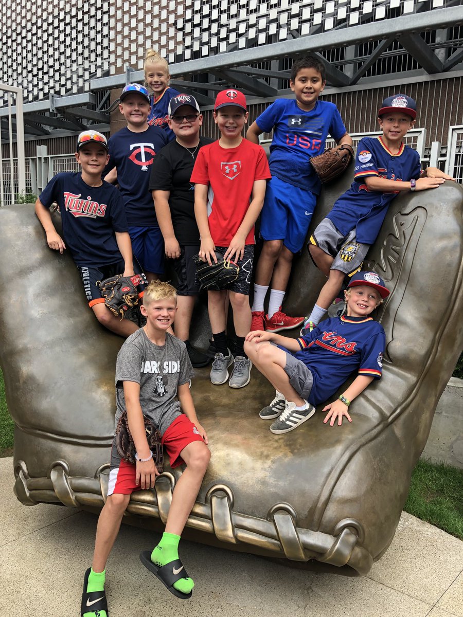 Celebrating a birthday at Target Field!  #twinspics