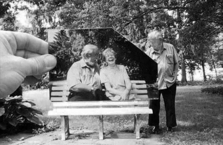 'yaşım yirmi bir, sana kırk senedir aşığım.'