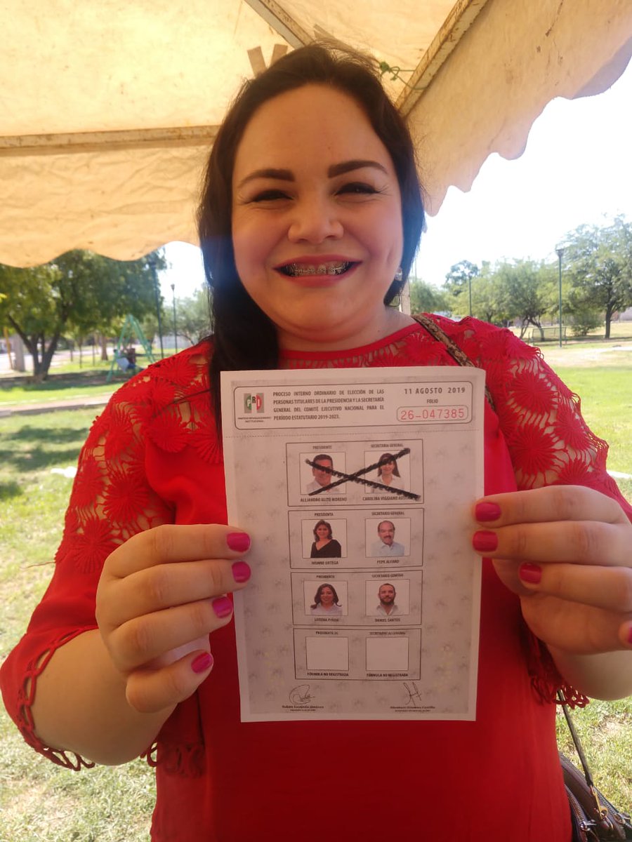 DipBrendaJaime's tweet photo. Cumpliendo con mi partido en una importante jornada cívica en la que elegiremos a nuestros próximos dirigentes nacionales @PRI_Nacional  
#ElPartidodeSonora
#MasRevolucionarios
#yovoteporalitoycarolina https://t.co/SUouIOFDKT
