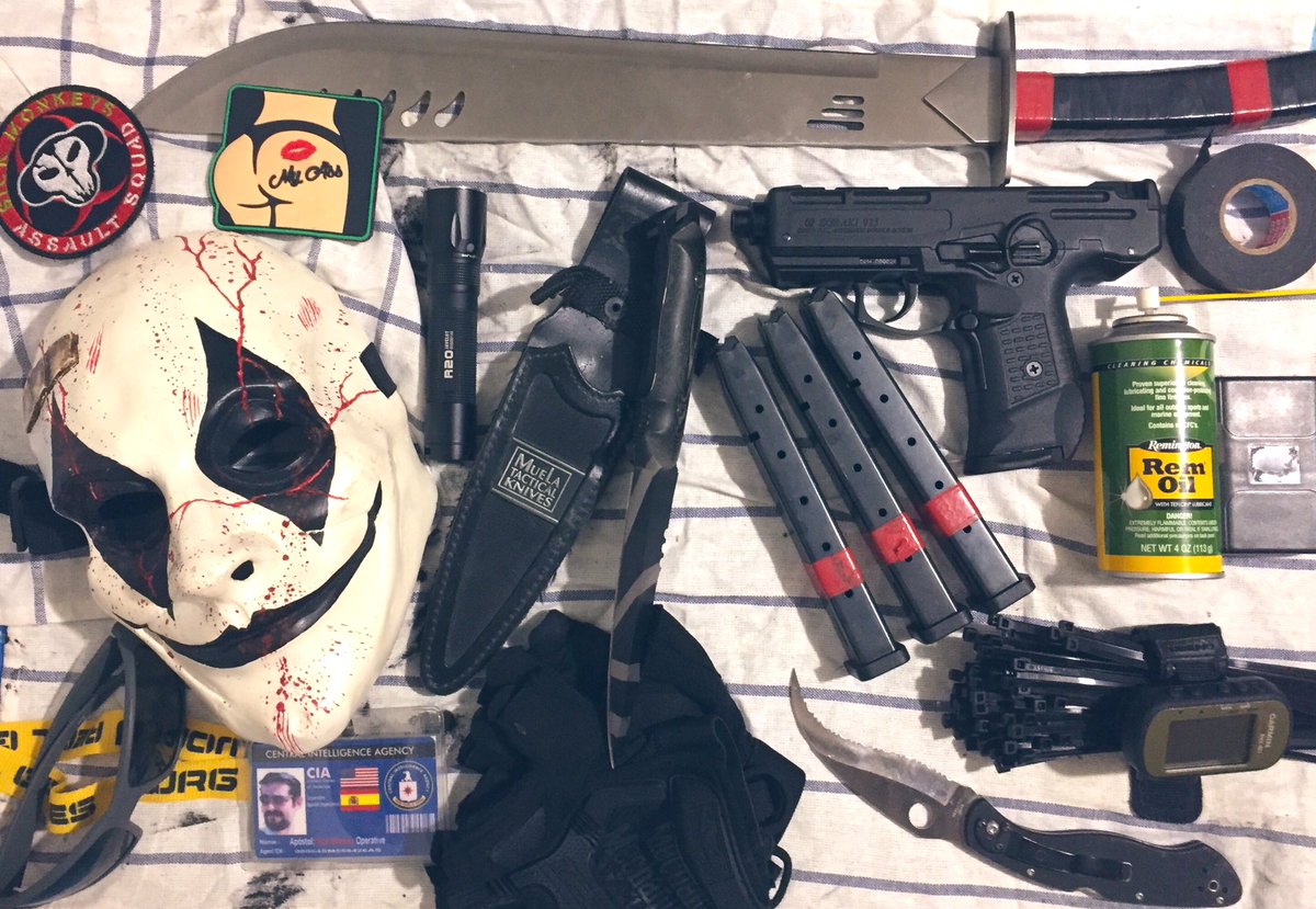 Sick_Monkeys_OF's tweet photo. En vez de tener un EDC (EveryDay Carry) aquí usamos los EDC(Event Day Carry 🤪)

Así que preparando las cosillas para #SZArgamasilla y si todavía quedase por ahí algún rezagado de última hora.-

https://t.co/Zf5LykjMy8

#SMAS #SMASrules #BeMonkey #BeOriginal #somosWRG #Mask #MERC https://t.co/40064z9F3o
